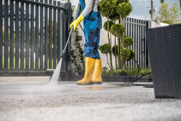 Why Choose Our Certified Pressure Washing Experts for Your Project Needs in Park Layne, OH?